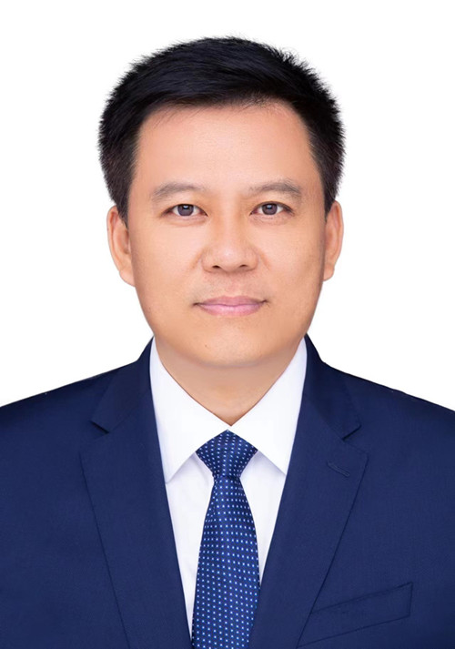 陈平.jpg