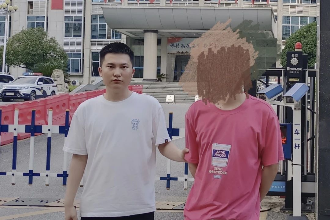 005.jpg