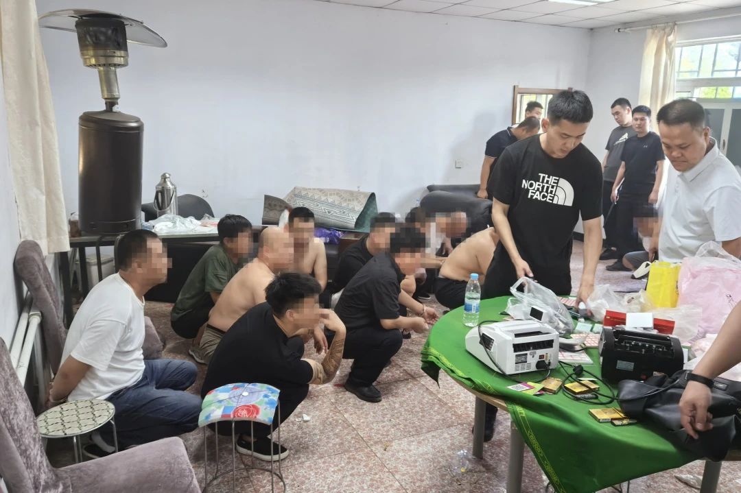 002.jpg 002.jpg