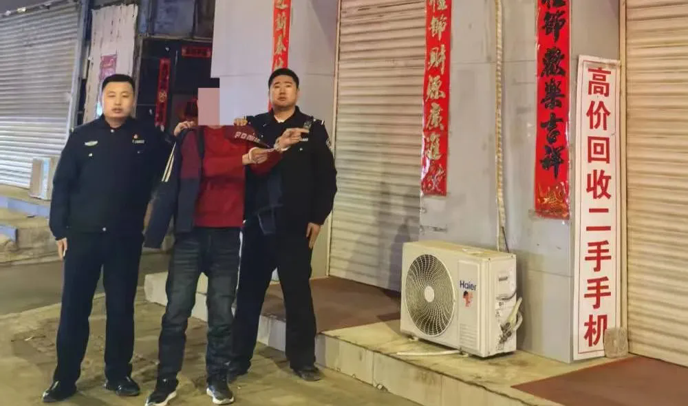 002.webp.png 002.webp.png