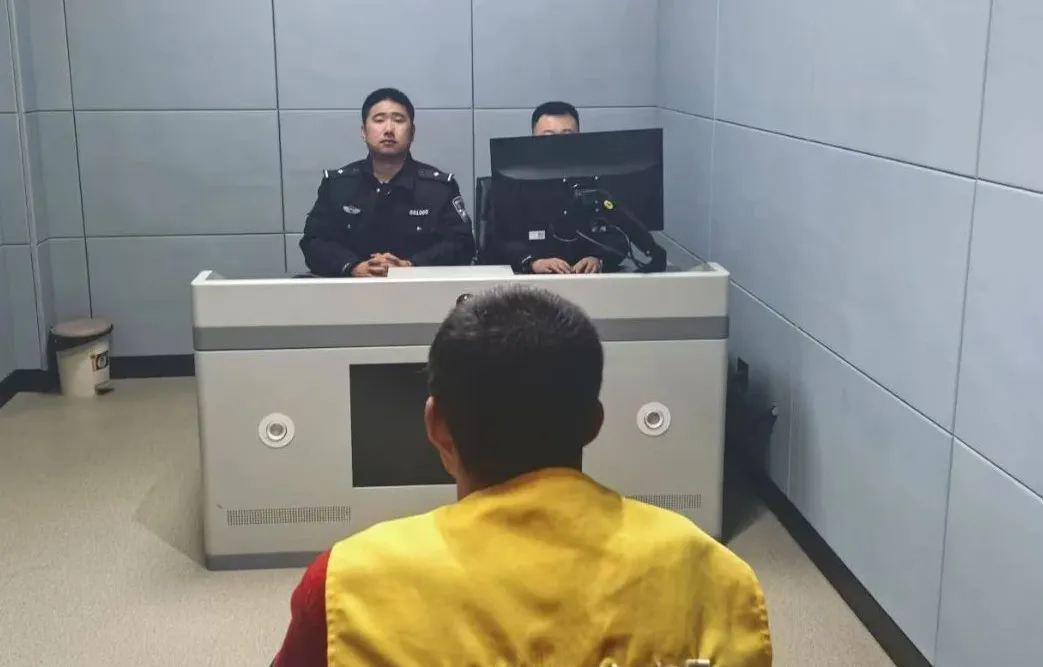 003.webp.png 003.webp.png