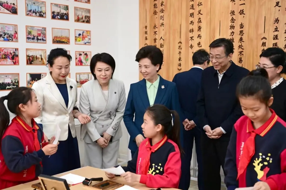 谌贻琴在辽宁调研时强调 发挥桥梁纽带作用 以更大力度推进家庭家教家风建设2.webp.jpg