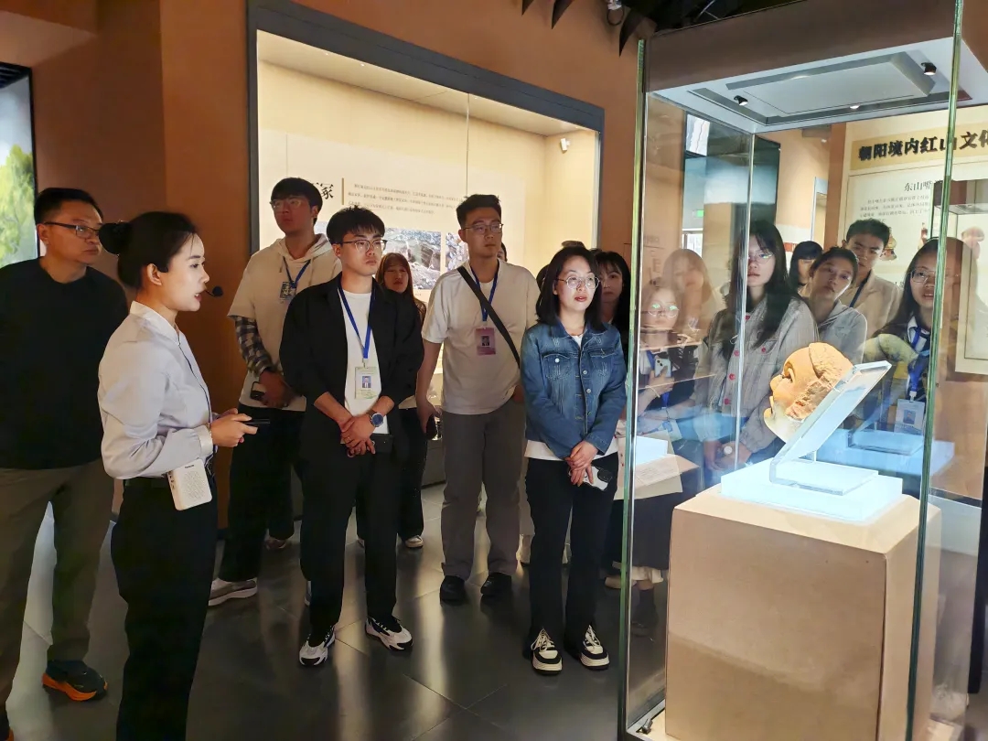 校地联动 产教融合——朝阳市携手辽宁师范大学共建人才工作站 谱写就业育人新篇章6.webp.jpg