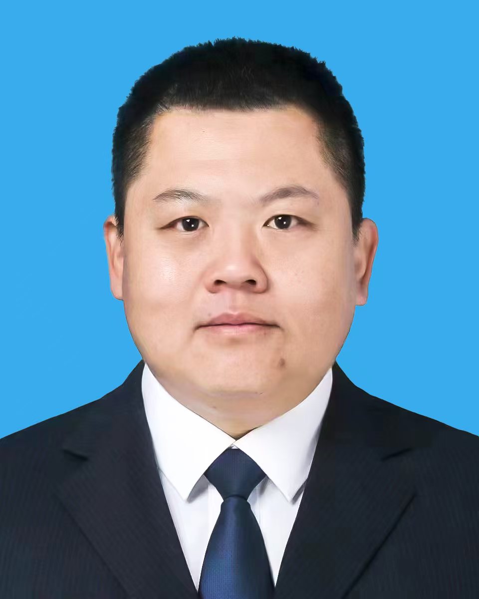 滕雨生.jpg