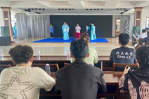 https://zbhk-new.lnyun.com.cn/www/chaoyang/images/202407/671839611831456551.jpg