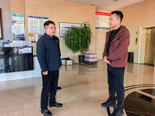 巴行金督导检查重点企业及人员密集场所安全生产工作.jpg 巴行金督导检查重点企业及人员密集场所安全生产工作.jpg