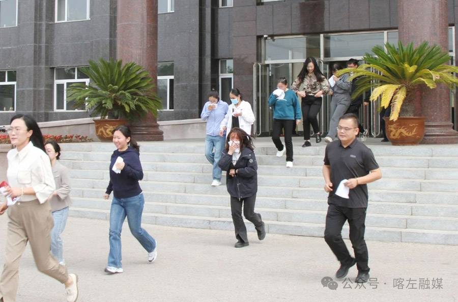 C:UsersAdministratorDesktop\u5fae信图片_20250522083917.jpg C:UsersAdministratorDesktop\u5fae信图片_20250522083917.jpg