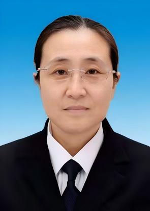 孙亚丽平房子镇人民政府政法委员.jpeg 孙亚丽平房子镇人民政府政法委员.jpeg
